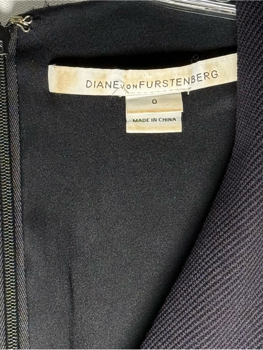 Diane Von Furstenberg Sleeveless V-Neck Sheath Dress with Waist Belt - Picture 5 of 5